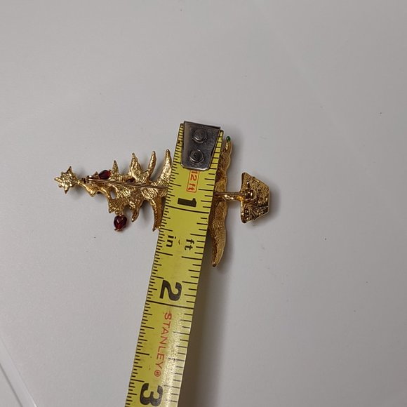 Green And Gold Tone Christmas Tree Brooch With Red Dangling Ornaments - Picture 11 of 11